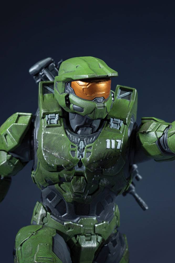 Halo Infinite: Master Chief & Grappleshot: PVC Statue - Dark Horse Statues