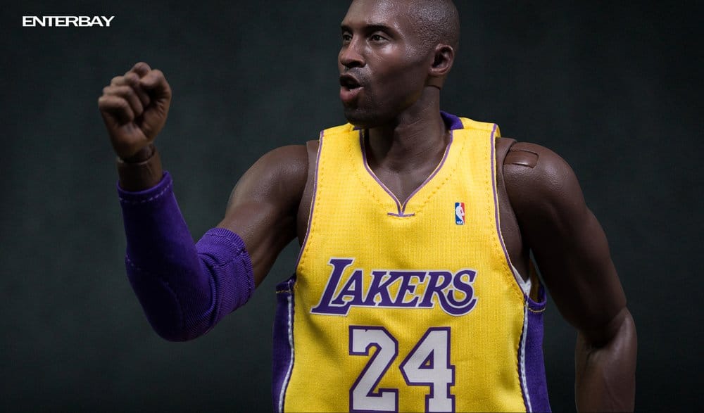 NBA Collection Real Masterpiece Action Figure 1/6 Kobe Bryant