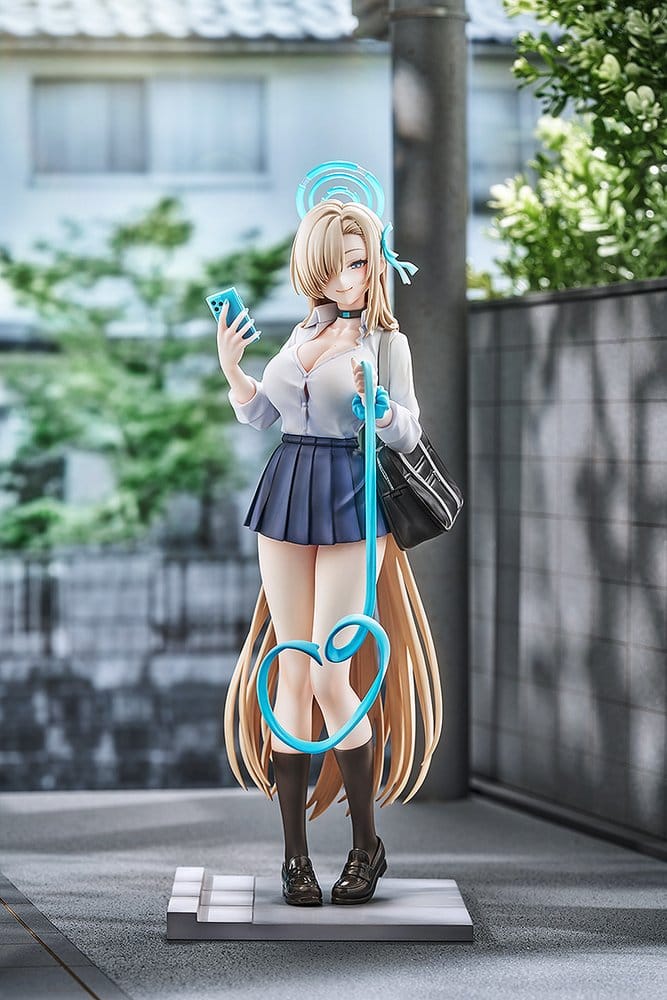 Blue Archive PVC Figure 1/7 Asuna (School): Memorial Lobby Ver. 26 cm - Good Smile Arts Shanghai Statues