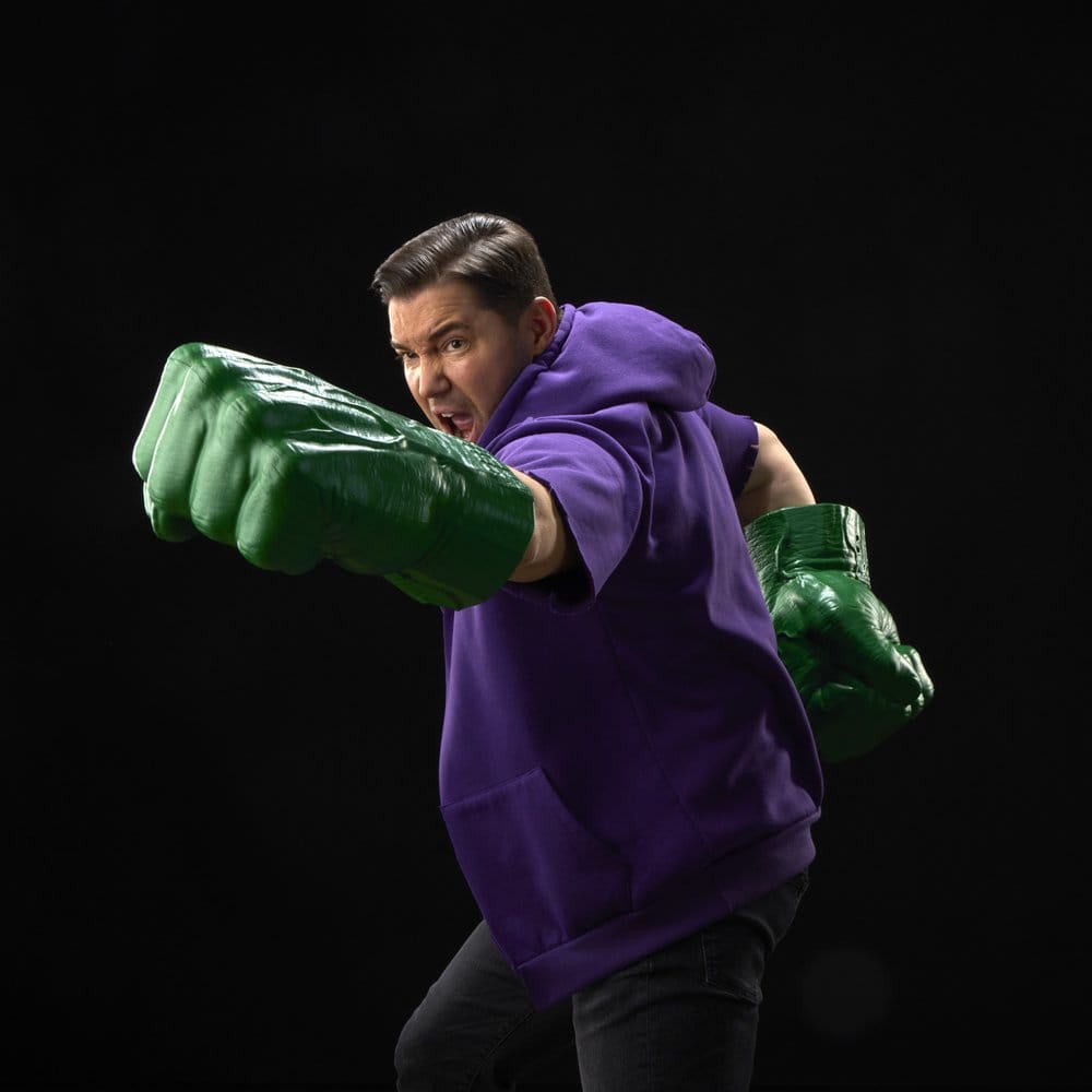 The Incredible Hulk Marvel Legends Premium Roleplay Fists - Hasbro Replicas