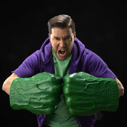 The Incredible Hulk Marvel Legends Premium Roleplay Fists - Hasbro Replicas