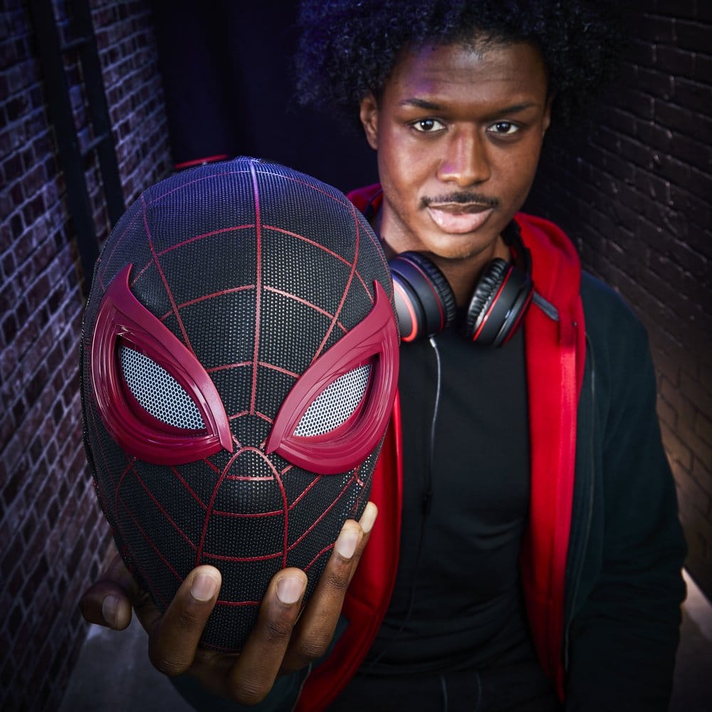 Spider-Man: Miles Morales Marvel Legends Electronic Expressive Mask - Hasbro Replicas