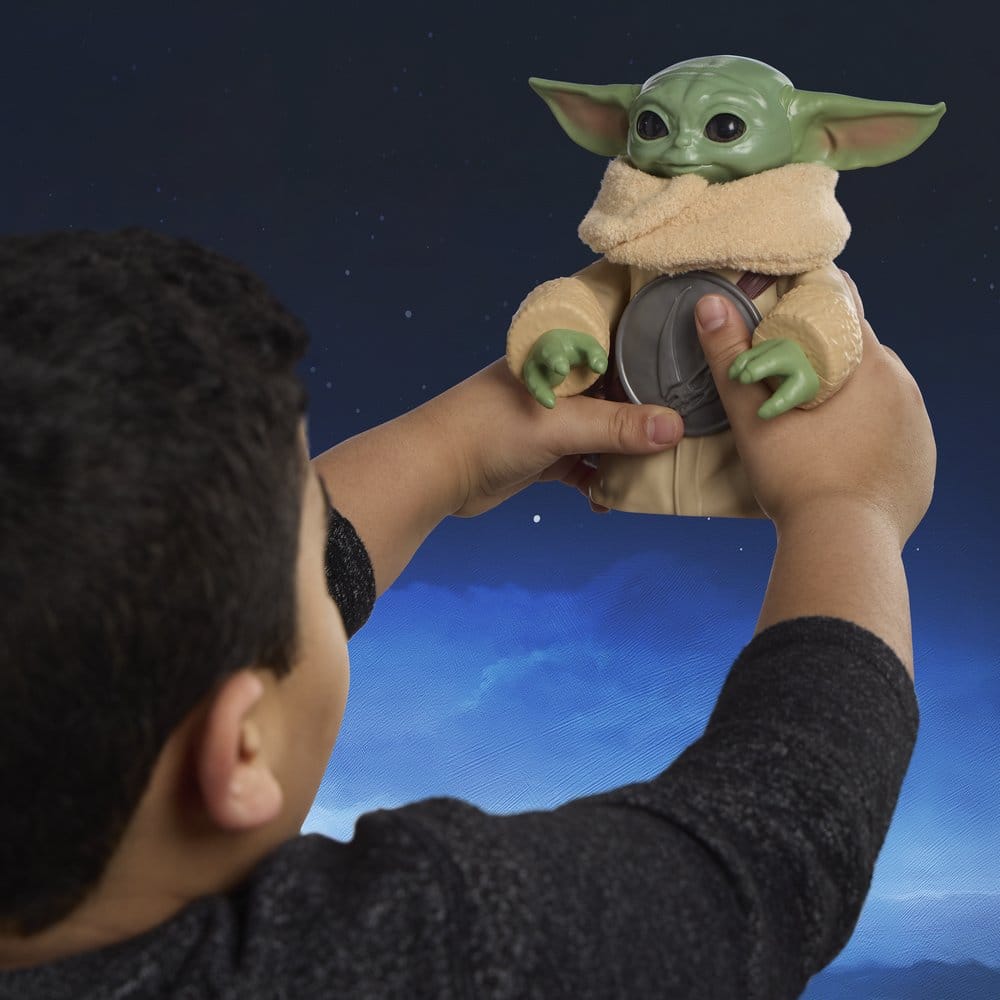 Star Wars: The Mandalorian & Grogu Electronic Action Figure Huggin' Grogu & Anzellan 17 cm - Hasbro Action Figures