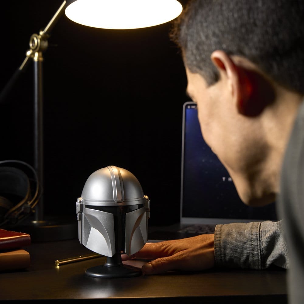 Star Wars: The Mandalorian & Grogu Black Series Mini Helmet The Mandalorian - Hasbro Replicas: 1/1