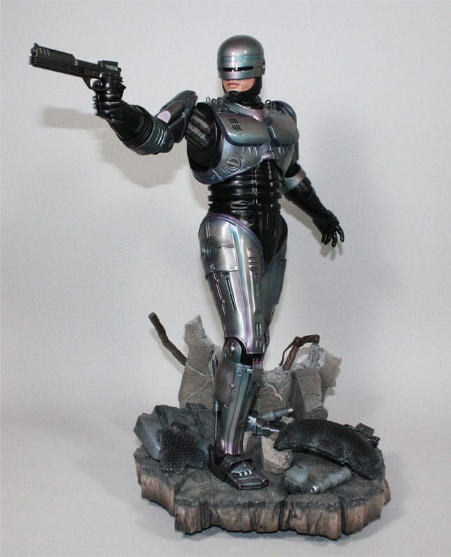 RoboCop: RoboCop: 1/4 Statue - Hollywood Collectibles Group Statues