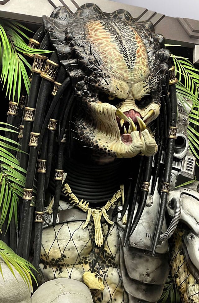 Predator Life-Size Wall Sculpture Predator 45 x 81 x 94 cm - Hollywood Collectibles Group Decoration