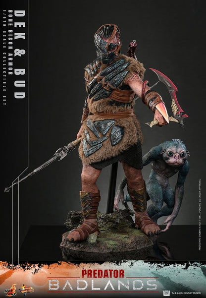 Predator: Badlands Movie Masterpiece Action Figures 2-Pack 1/6 Dek (Bone Bison Armor) and Bud 31 cm - Hot Toys Action Figures