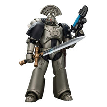 Warhammer The Horus Heresy Action Figure 1/18 lron Warriors MKVI Tactical Sergeant with Power Sword and Plasma Pistol 12 cm - Joy Toy Action Figures
