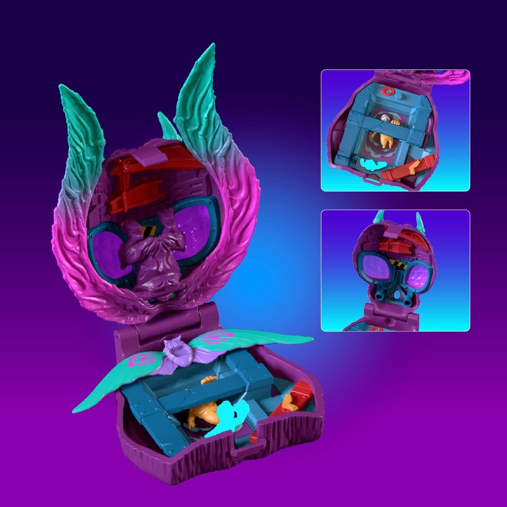 Rover Robin Plastic Model Kit Shoots Down Mothman - Kotobukiya Model Kits