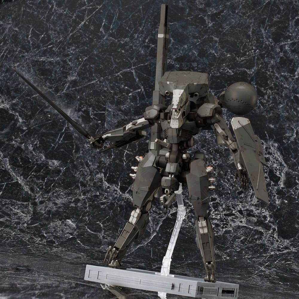 Metal Gear Solid V Plastic Model Kit 1/100 Metal Gear Sahelanthropus Black Ver. 36 cm - Kotobukiya Model Kits