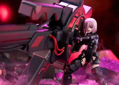 Fate/Grand Order Plamatea Plastic Model Kit Shielder/Mash Kyrielight (Ortinax) Black Barrel Edition 17 cm