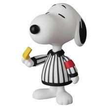 Peanuts UDF Series 20 Mini Figure Referee Snoopy 7 cm