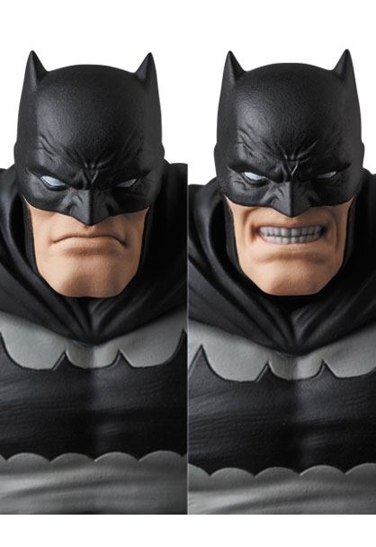 Batman MAFEX Action Figure Batman (TDKR) (re-run)