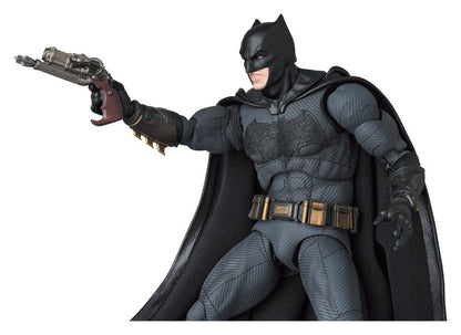 Zack Snyder's Justice League MAFEX Action Figure Batman (re-run) - Medicom Action Figures