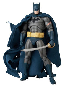 DC Comics MAFEX Action Figure Batman Damage Ver. (Batman: Hush Ver.) 16 cm - Medicom Action Figures