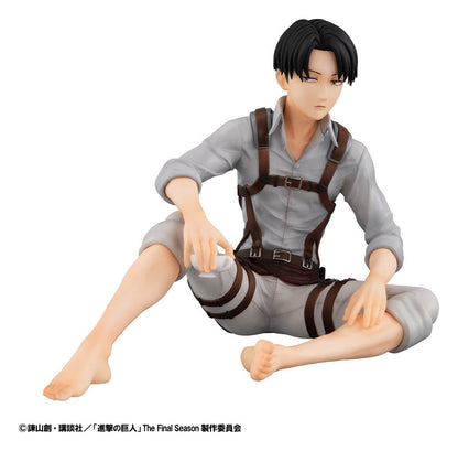 Attack on Titan G.E.M. Series PVC Figure Squad Captain Levi Palm Size - Megahouse Statues