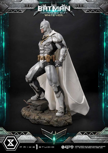 DC Comics Ultimate Museum Masterline Statue Batman Advanced Suit White Version (Design By Josh Nizzi)