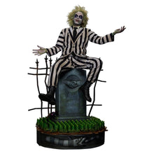Beetlejuice Premium Format Mixed Media Statue Beetlejuice 54 cm - Sideshow Collectibles Statues
