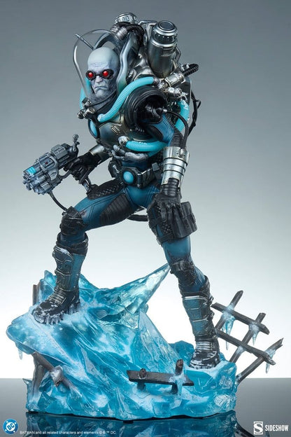 DC Comics Premium Format Figure Mr. Freeze - Sideshow Collectibles Statues