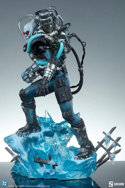 DC Comics Premium Format Figure Mr. Freeze - Sideshow Collectibles Statues