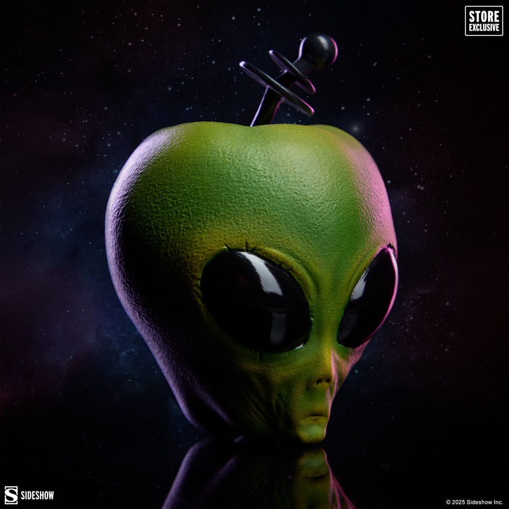 Sideshow Originals Apple Replica Alien Apple (Green Variant) 11 cm - Sideshow Collectibles Statues