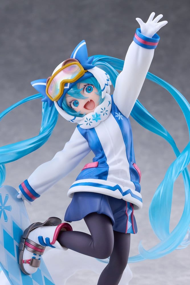 Hatsune Miku AMP+ PVC Figure Snow Miku All Stars 2016 Ver.