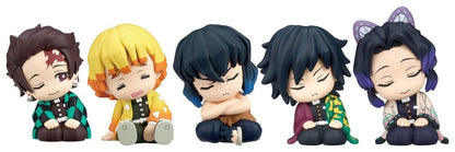 Demon Slayer: Kimetsu no Yaiba Twinchees Mini Figures Lil' Sleepers Wave 3 5 cm Blind Pack Display Box Qty 24 - Takara Tomy Blind Boxes